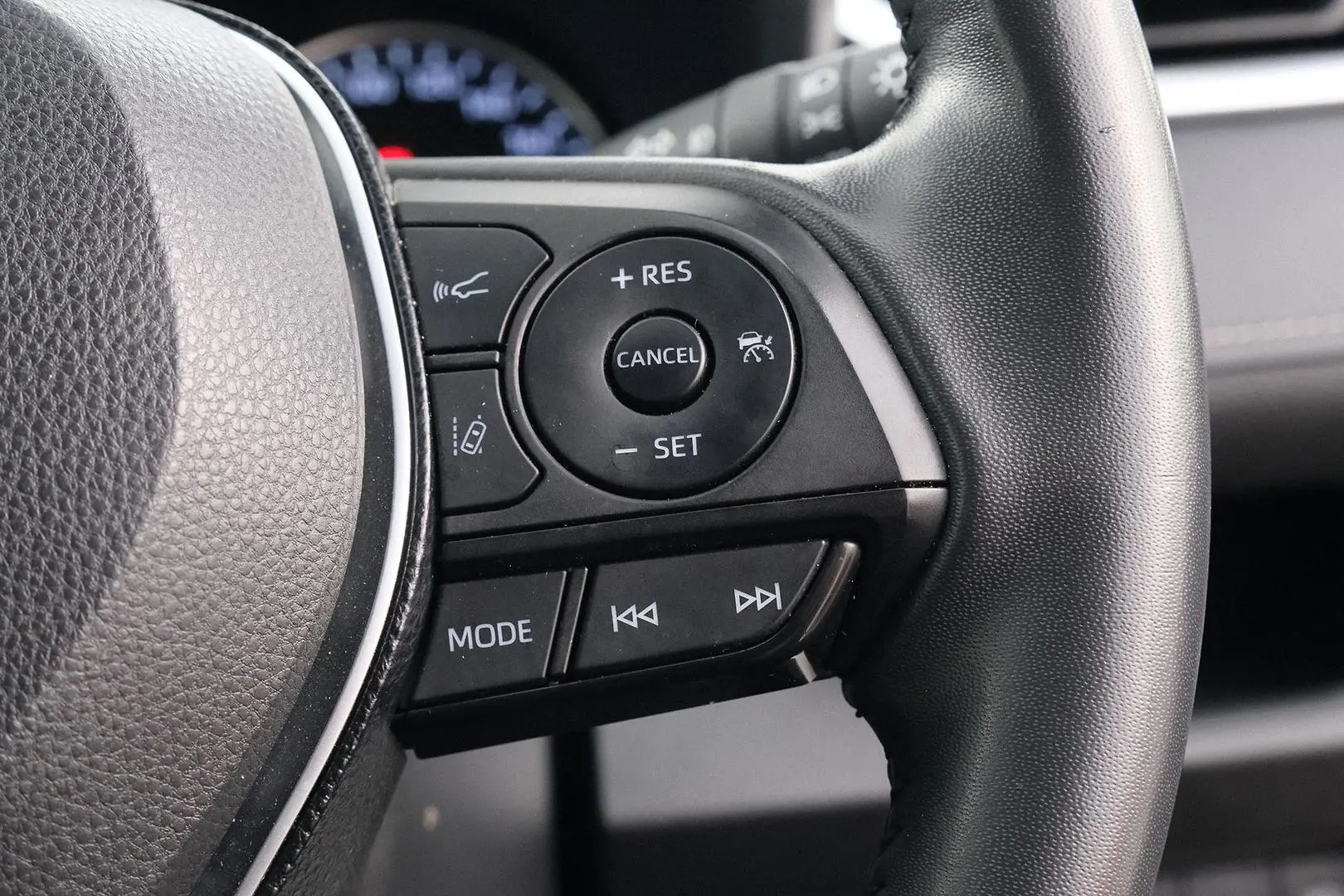 2021 Toyota RAV4 Gallery Image 14