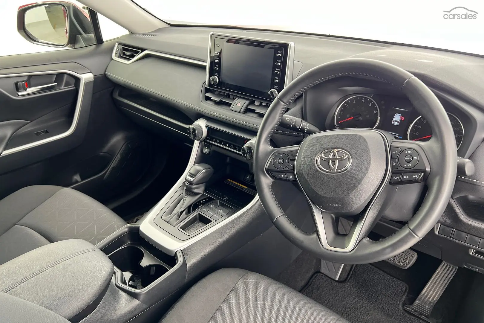 2021 Toyota RAV4 Image 2