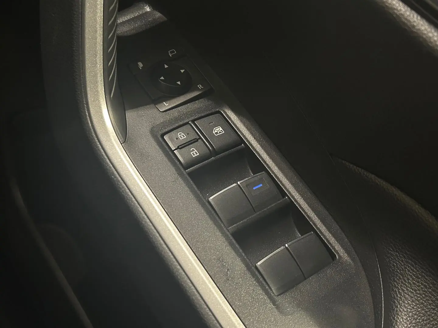 2021 Toyota RAV4 Gallery Image 20