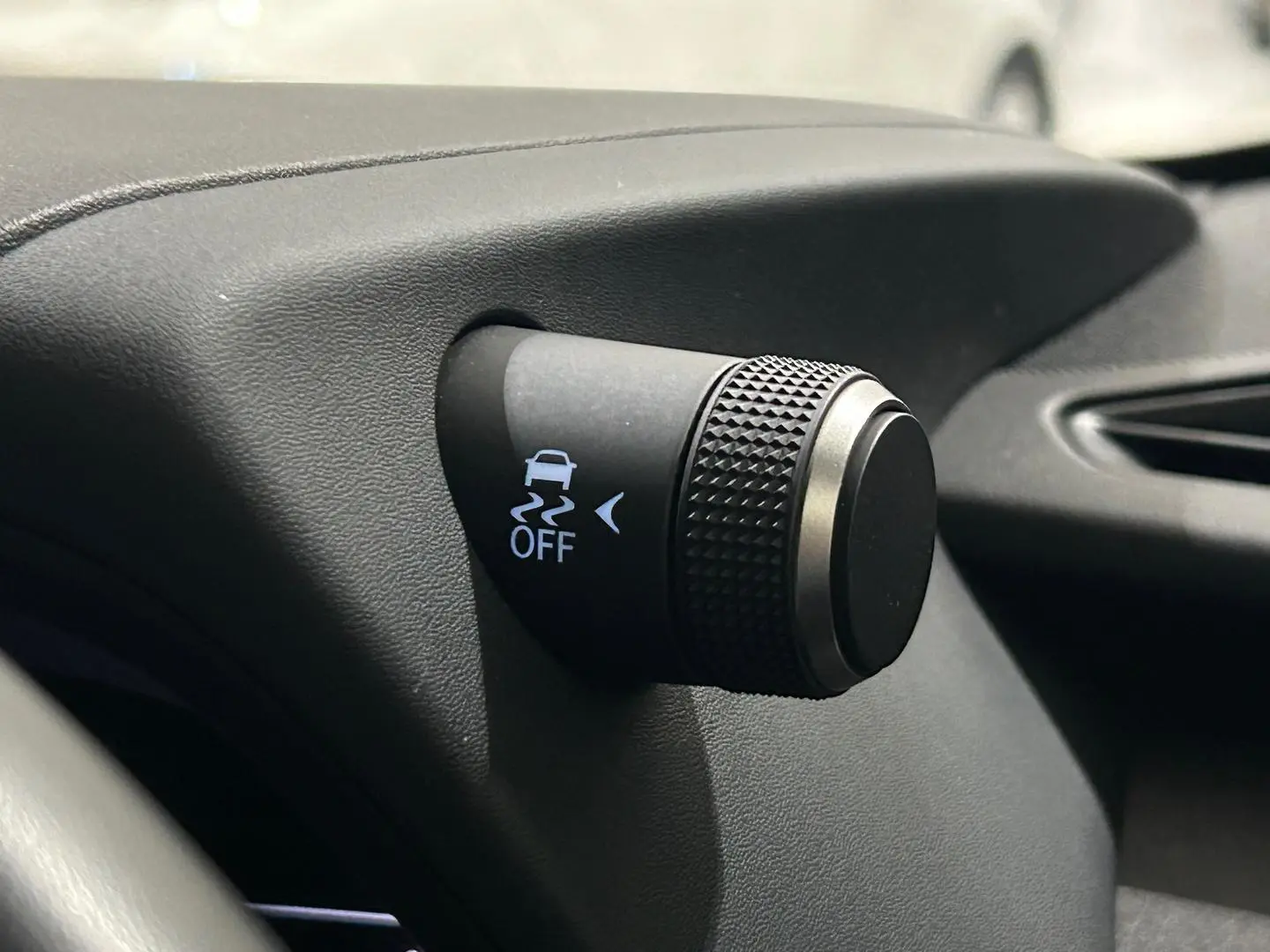 2023 Lexus UX Gallery Image 23