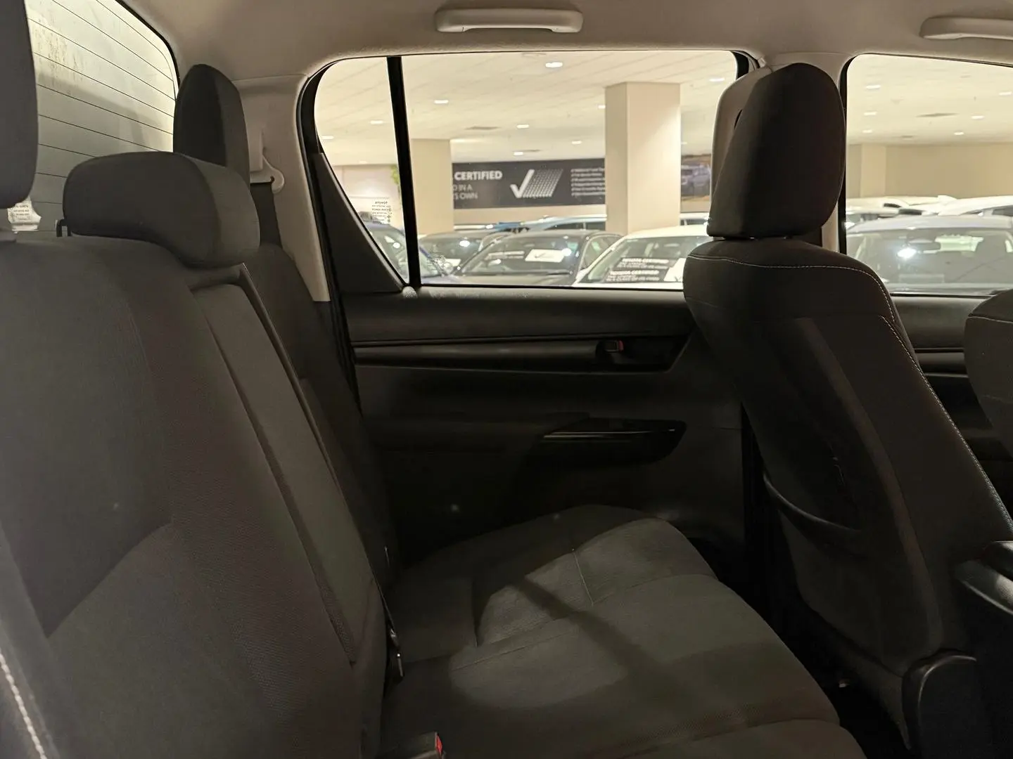 2021 Toyota Hilux Gallery Image 6