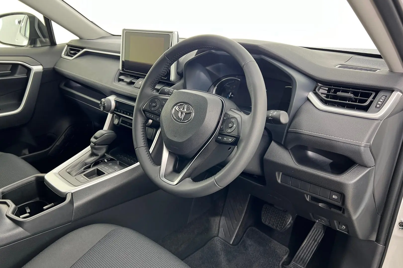2024 Toyota RAV4 Gallery Image 9