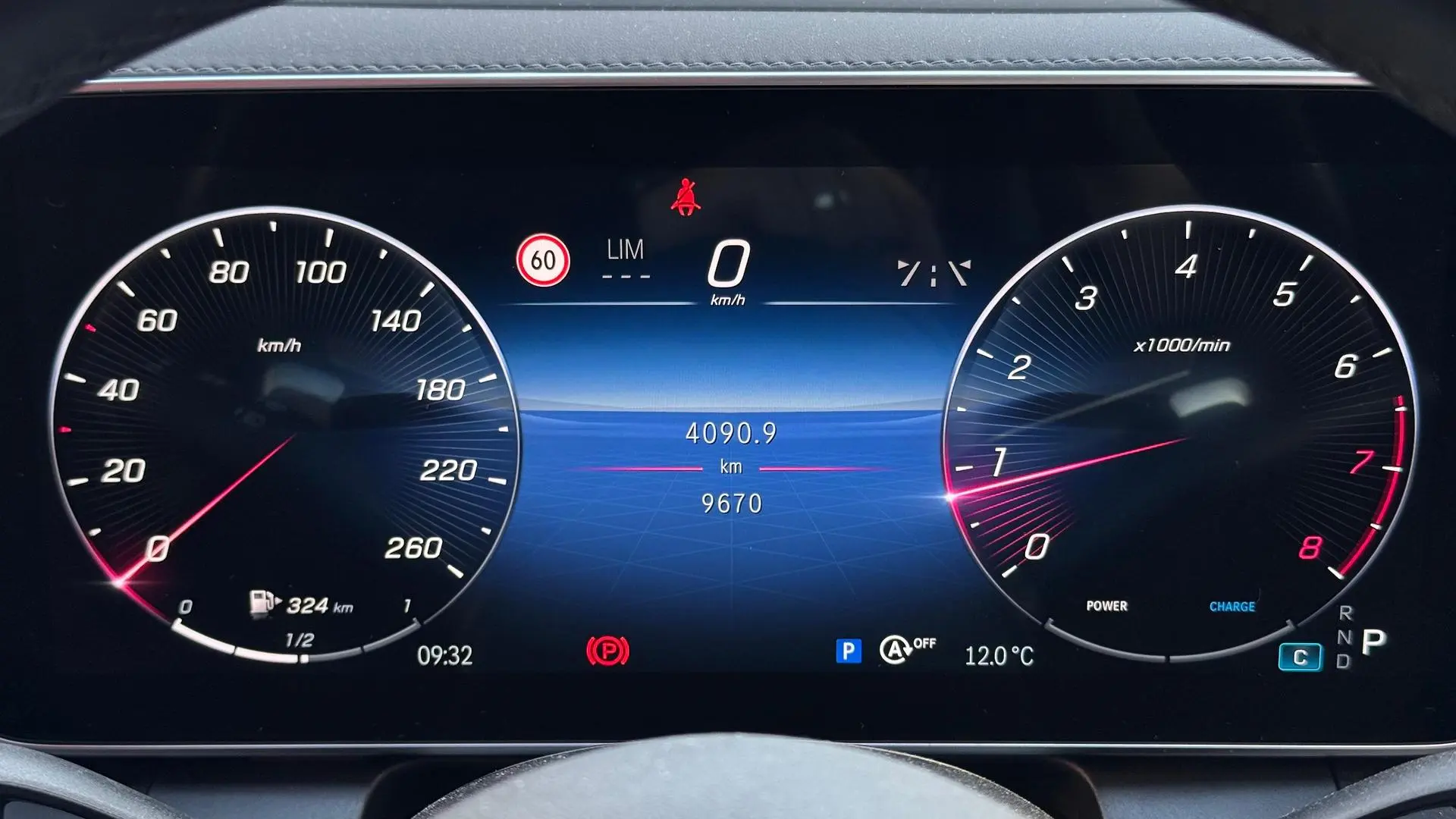 2023 Mercedes-Benz GLC-Class Gallery Image 33