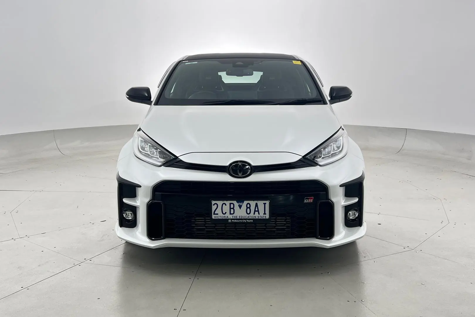 2021 Toyota Yaris Gallery Image 10
