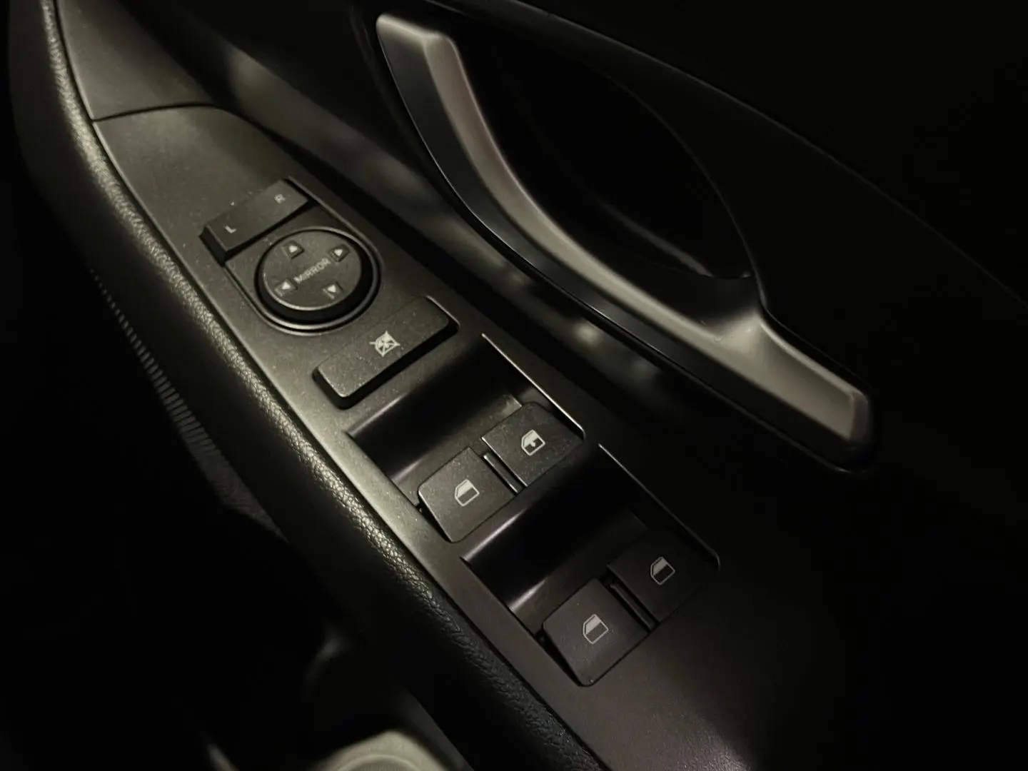2020 Hyundai i30 Gallery Image 14