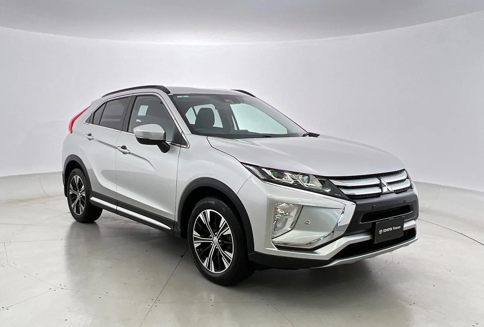 2019 Mitsubishi Eclipse Cross Image 1