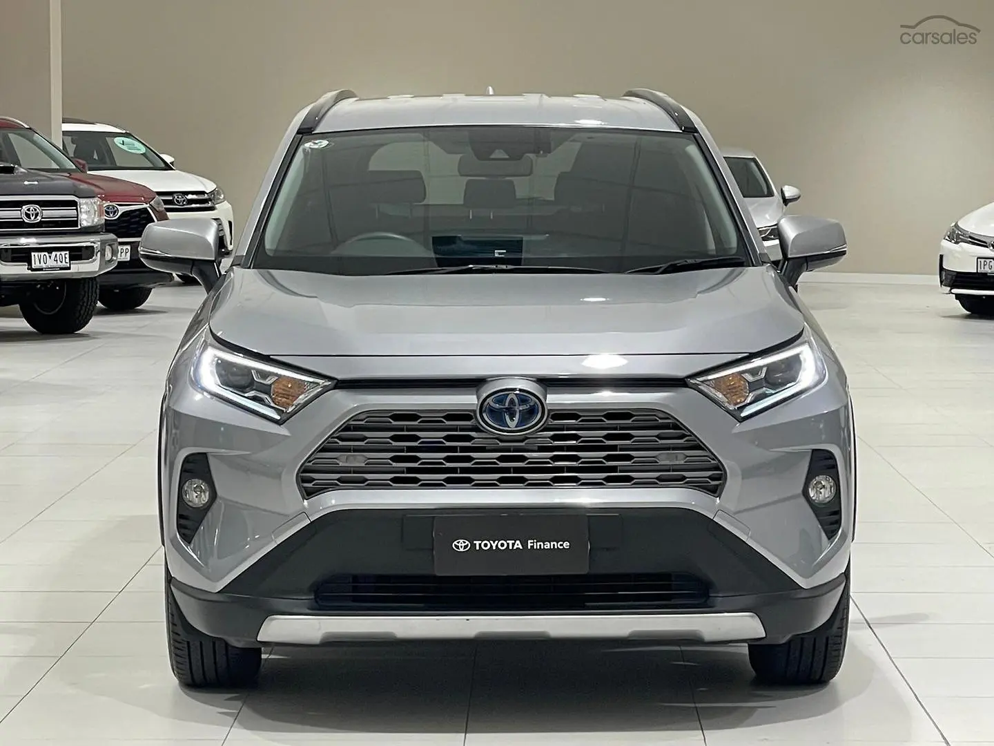 2019 Toyota RAV4 Image 4
