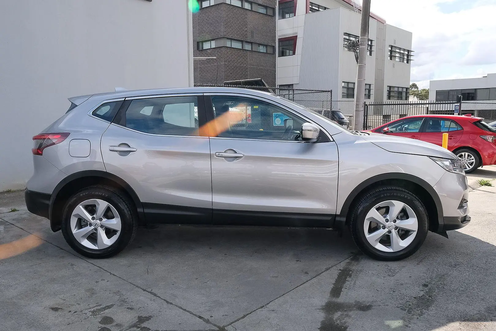 2020 Nissan QASHQAI Gallery Image 5