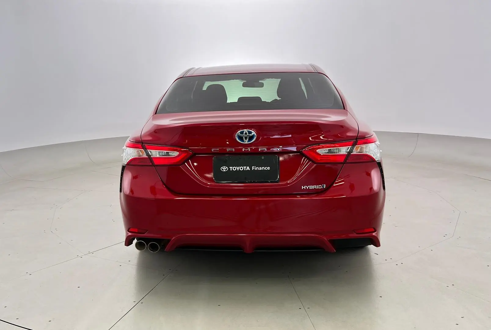 2019 Toyota Camry Gallery Image 6