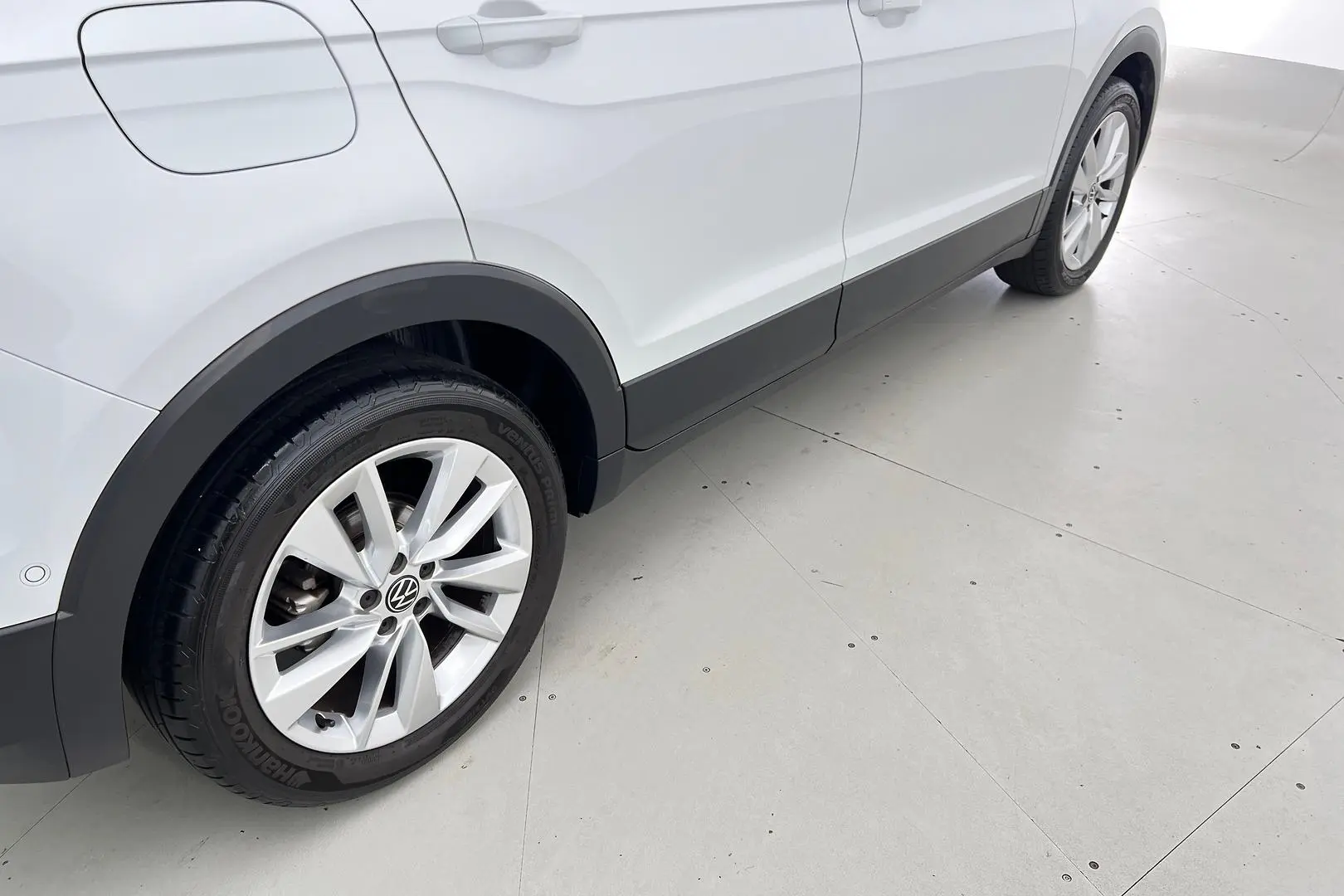 2021 Volkswagen T-Cross Gallery Image 9