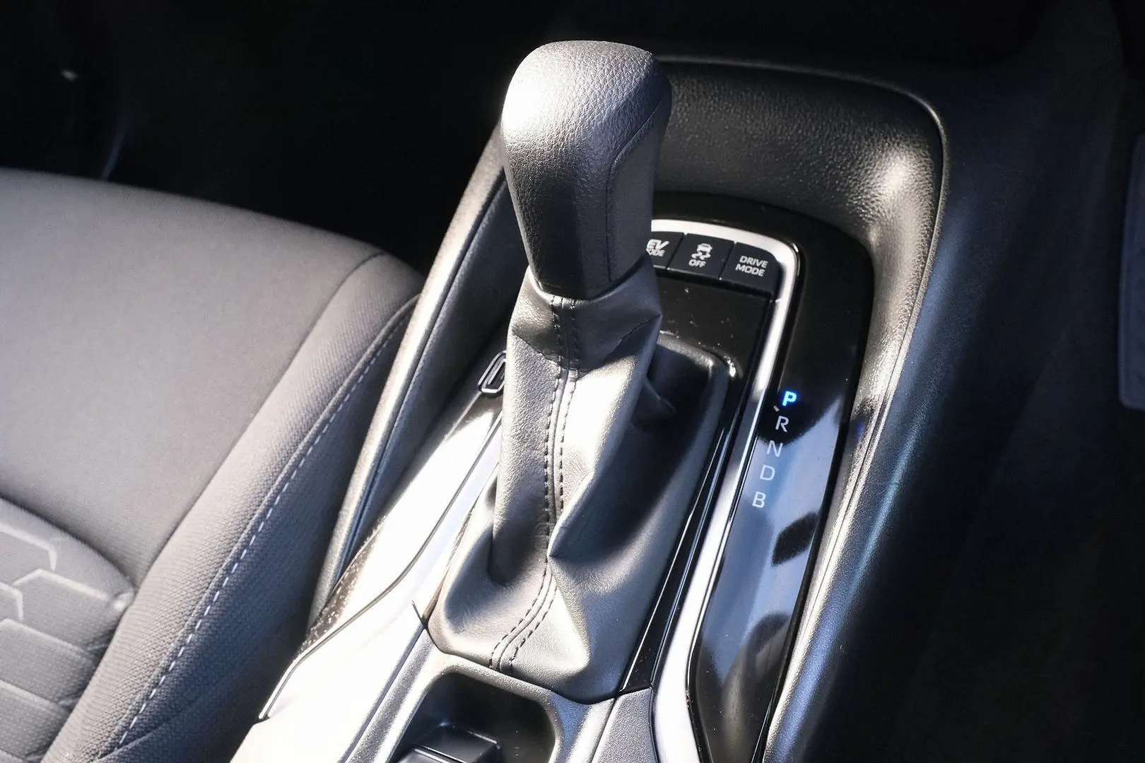 2021 Toyota Corolla Gallery Image 17