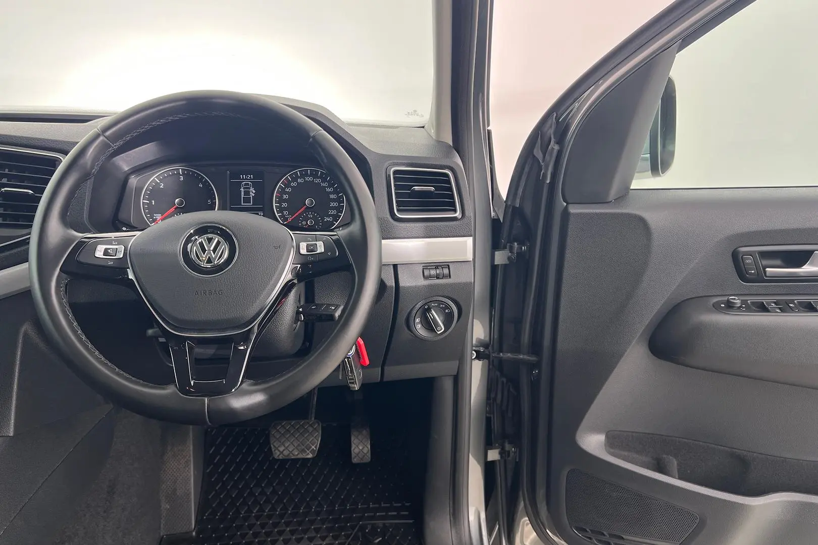 2021 Volkswagen Amarok Gallery Image 17