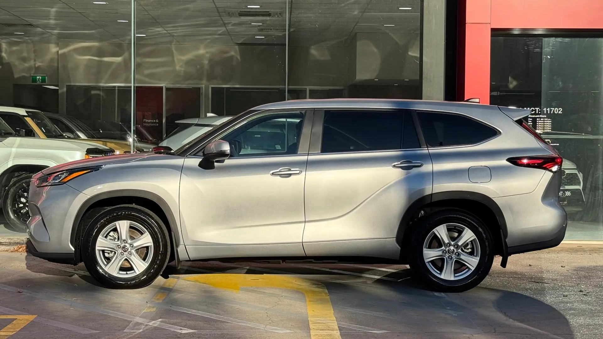 2024 Toyota Kluger Gallery Image 8