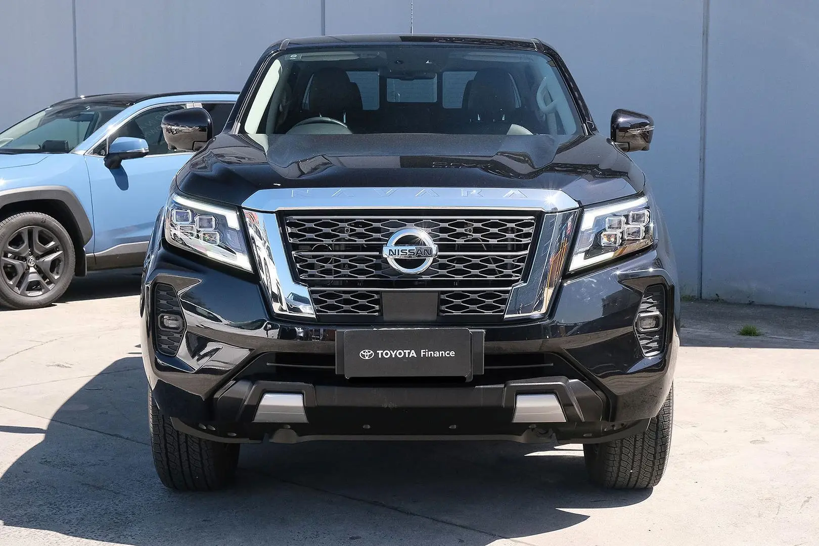2024 Nissan Navara Gallery Image 3
