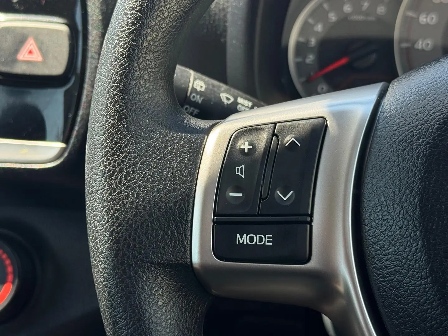 2015 Toyota Yaris Gallery Image 18