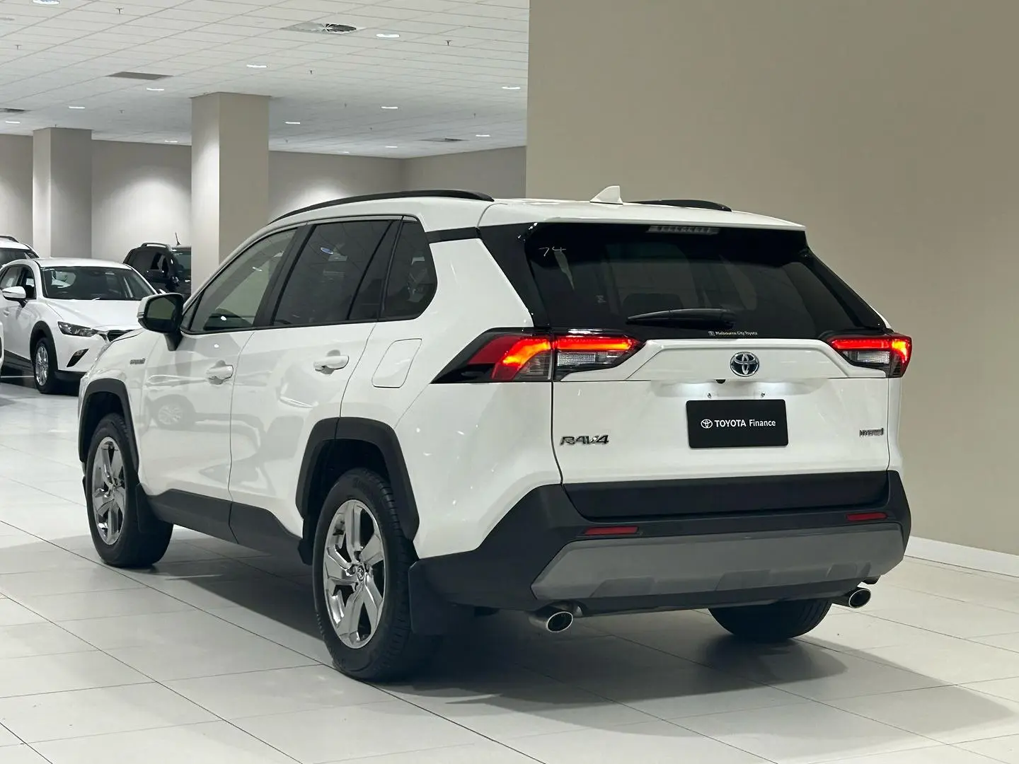 2021 Toyota RAV4 Gallery Image 6