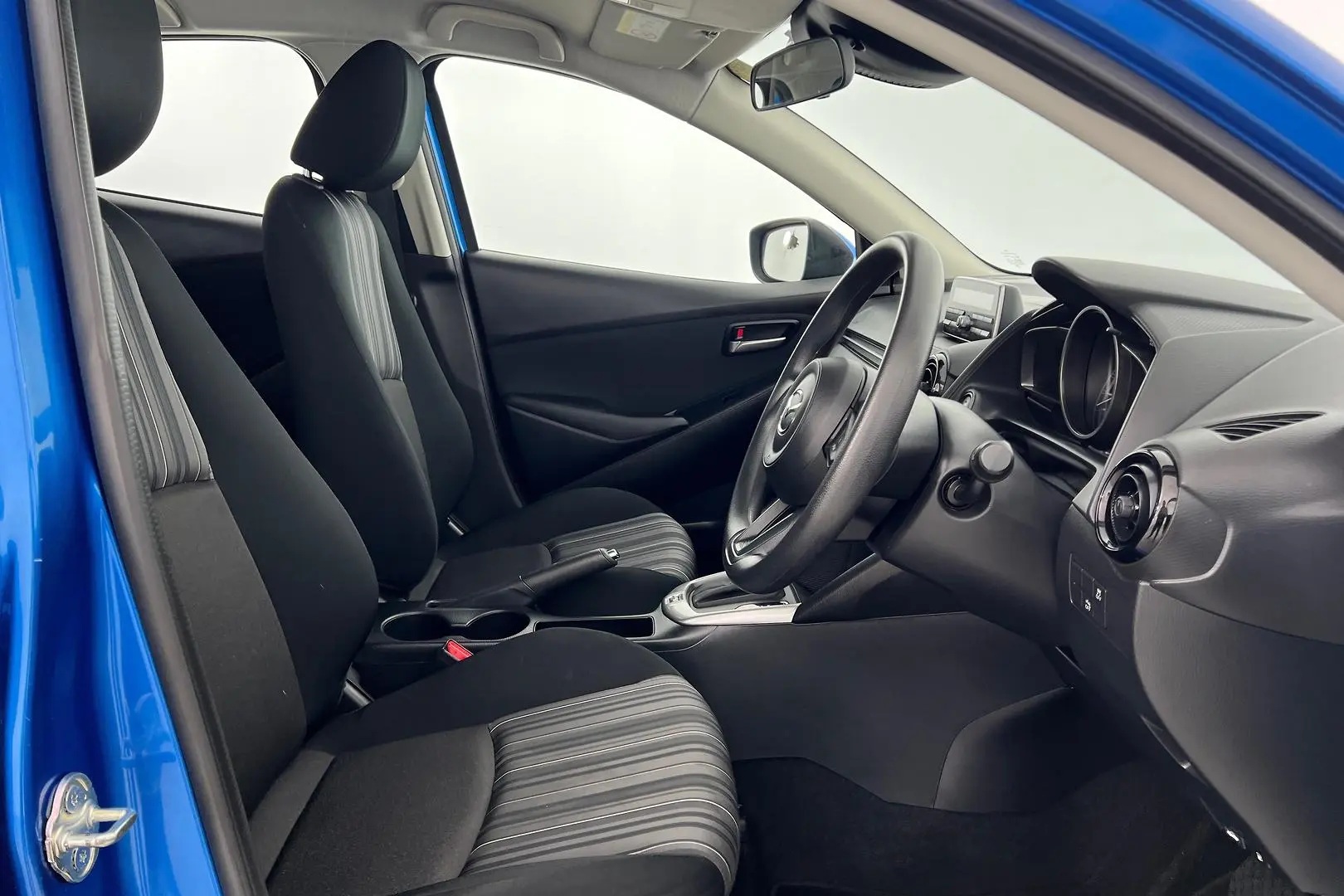 2018 Mazda 2 Gallery Image 11