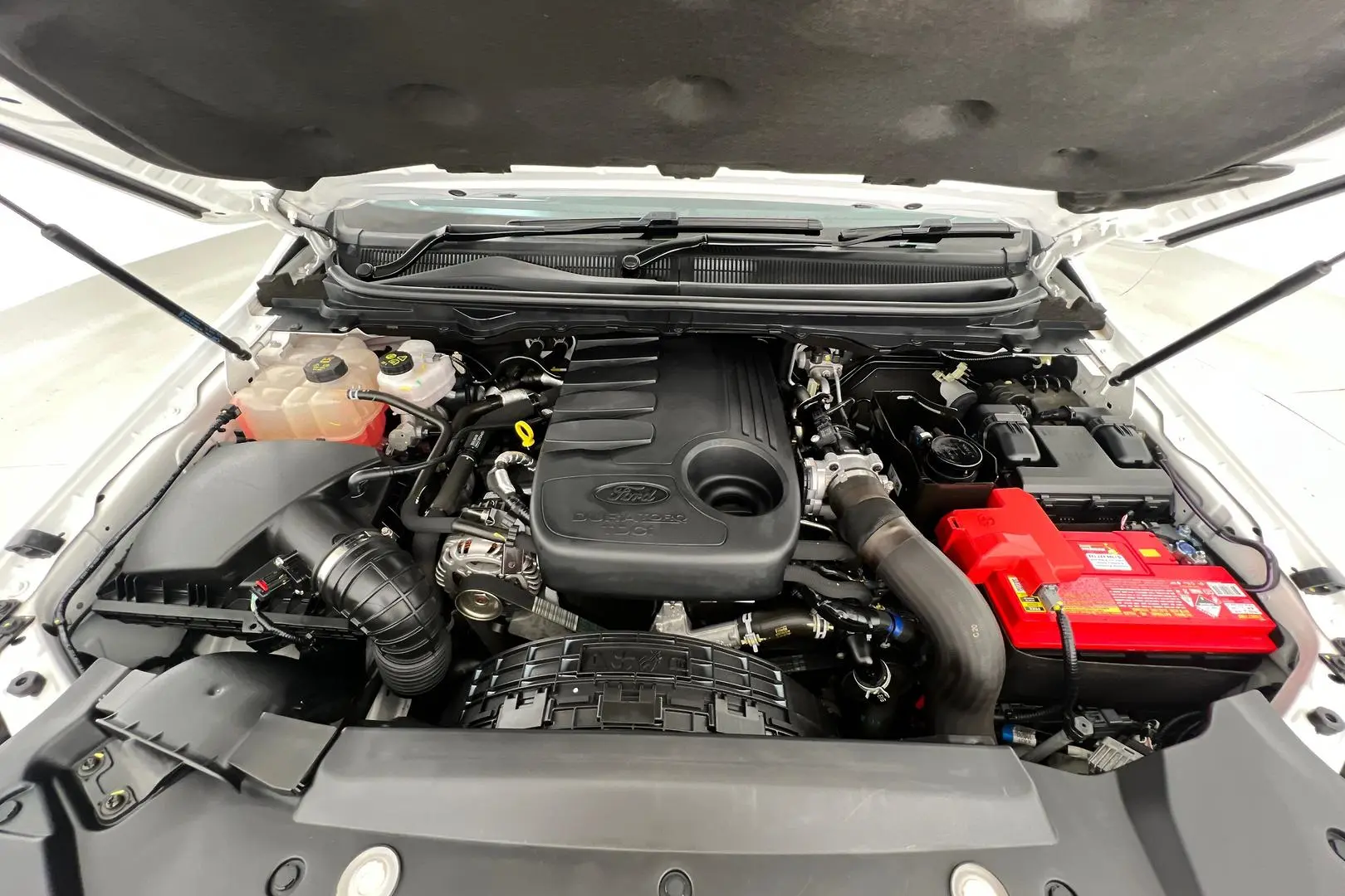 2018 Ford Everest Gallery Image 25