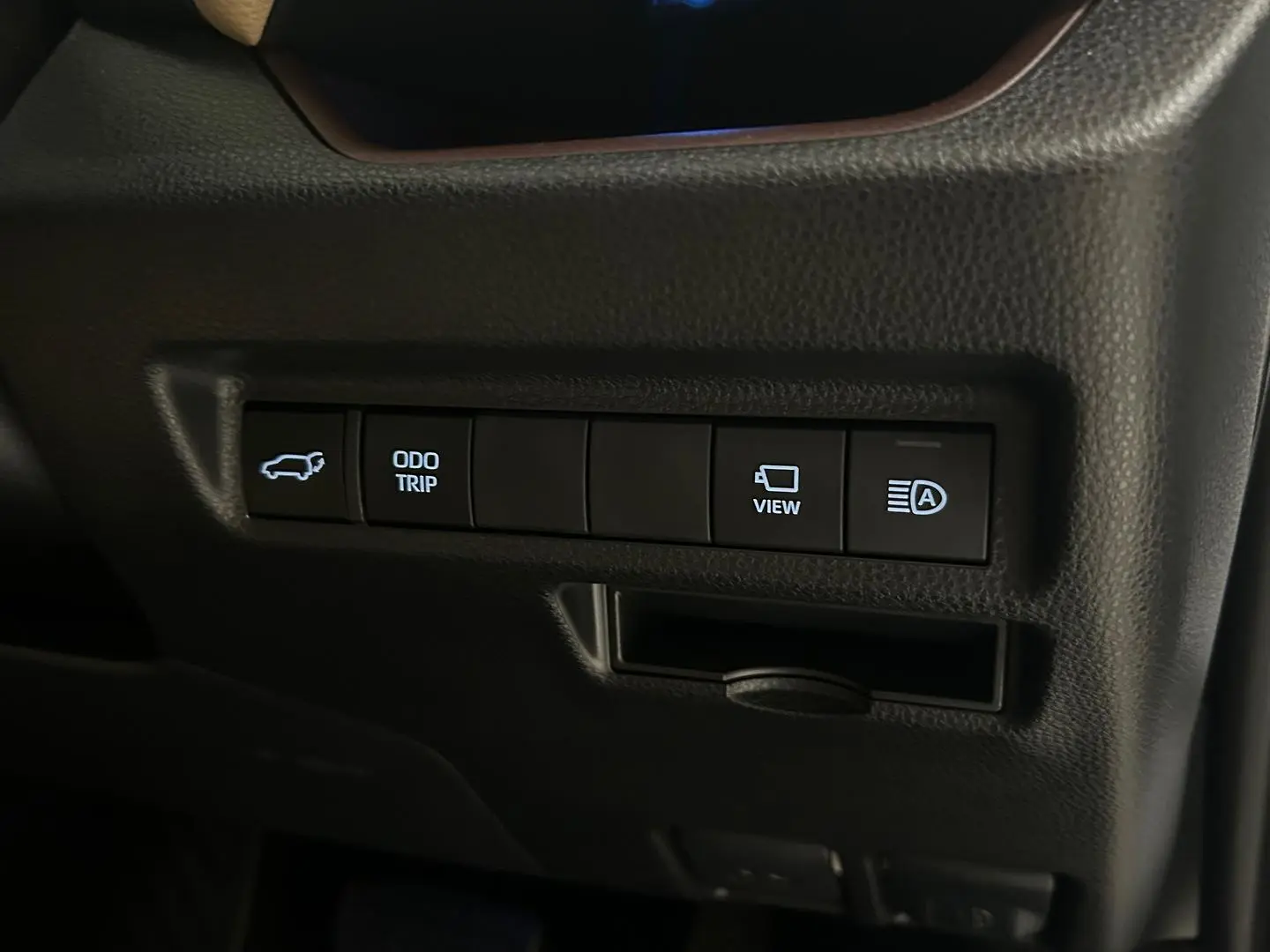2024 Toyota RAV4 Gallery Image 26