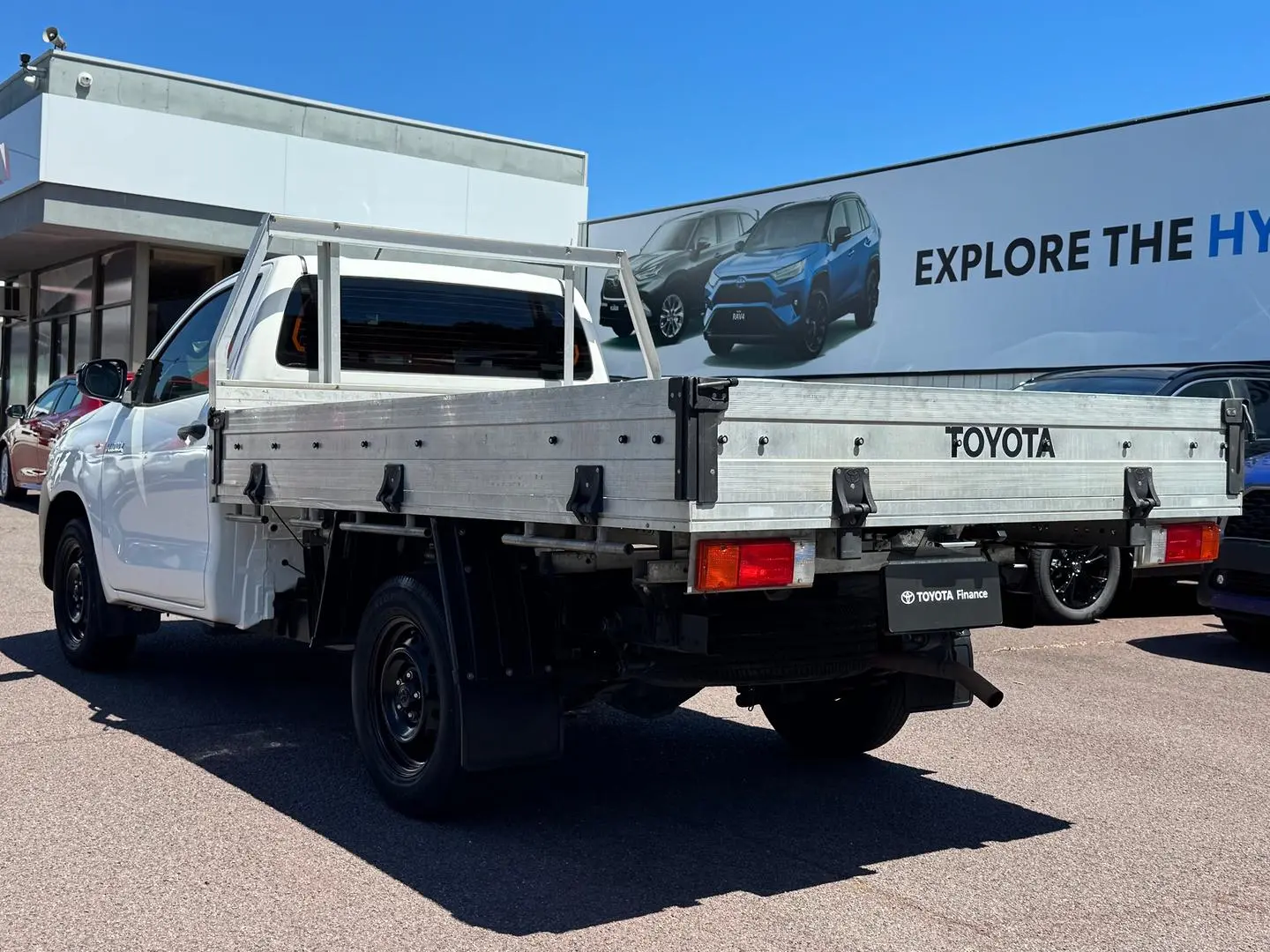 2020 Toyota Hilux Gallery Image 7