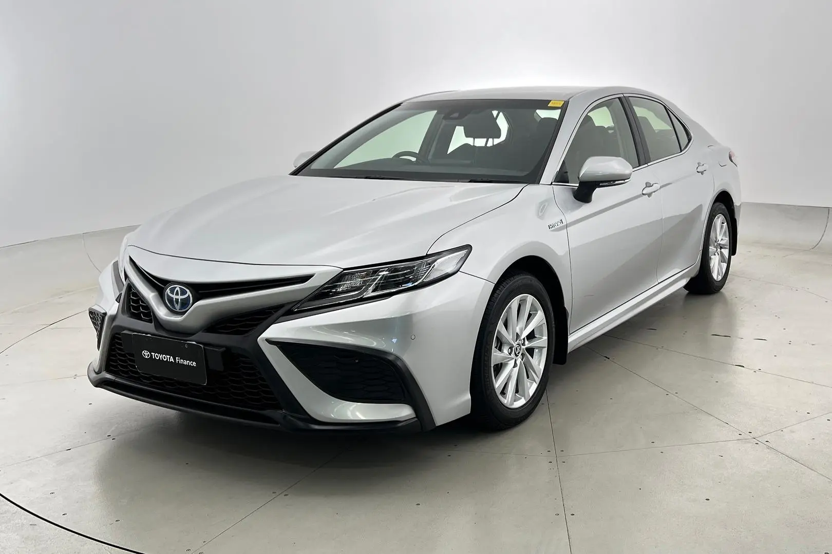 2023 Toyota Camry Gallery Image 9