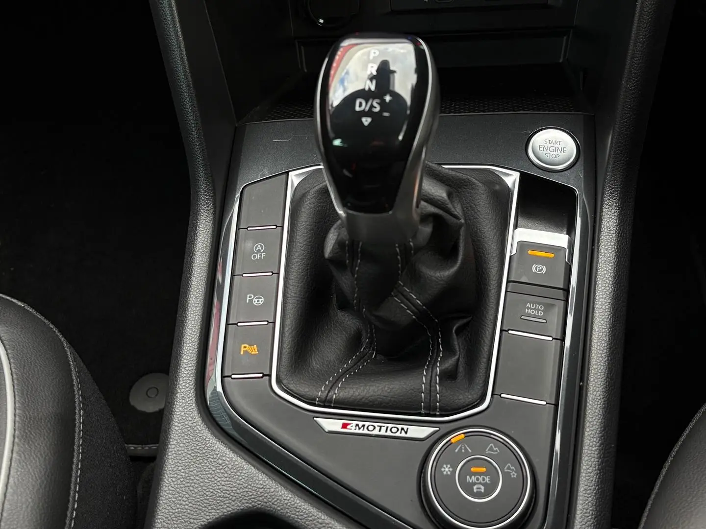2023 Volkswagen Tiguan Gallery Image 24
