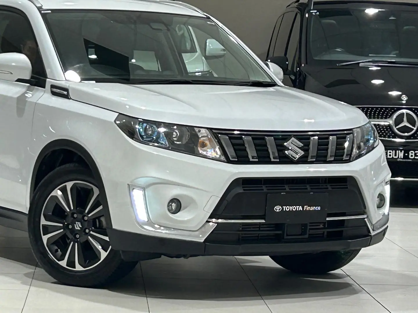 2023 Suzuki Vitara Gallery Image 3