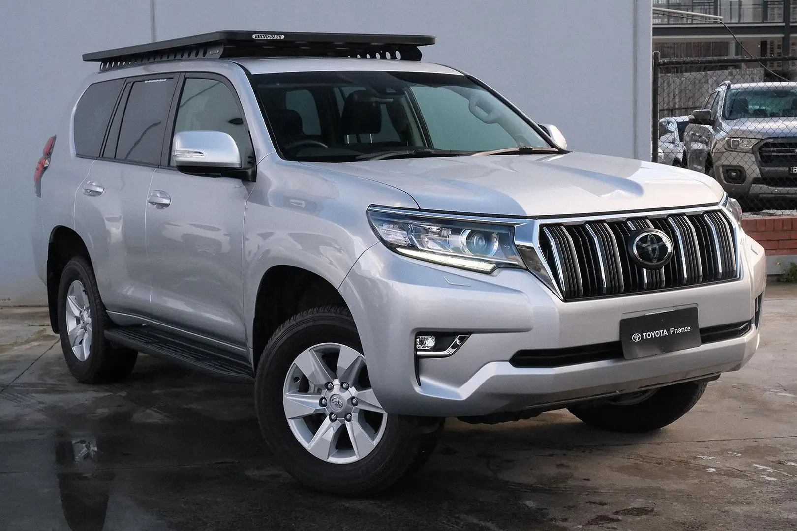 2022 Toyota Landcruiser Prado Gallery Image 1