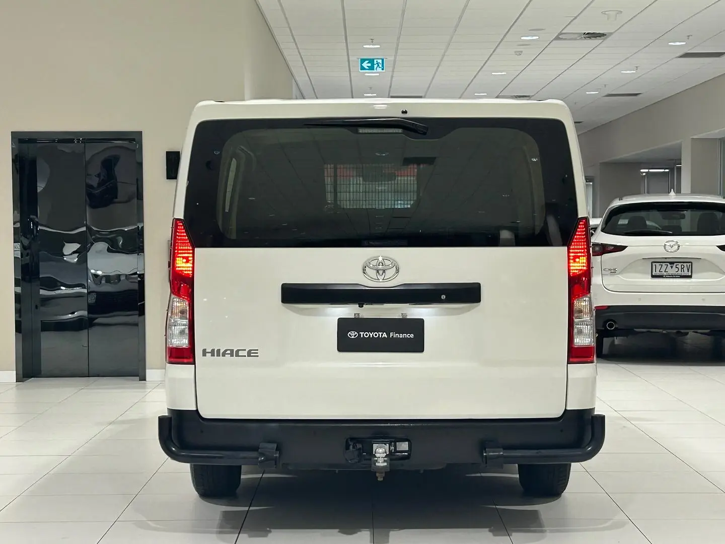 2022 Toyota Hiace Gallery Image 9