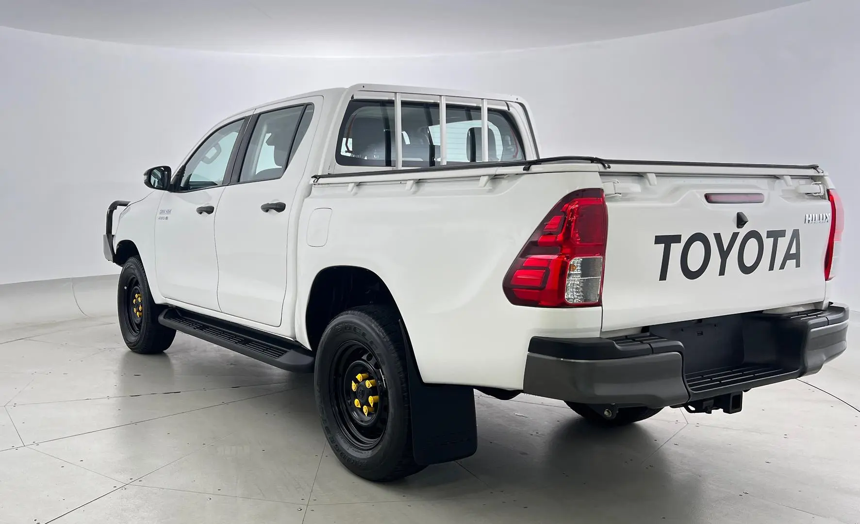 2021 Toyota Hilux Image 8