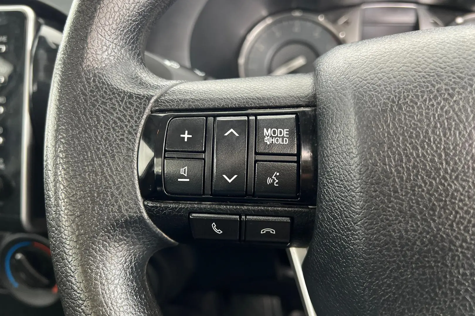 2021 Toyota Hilux Gallery Image 17