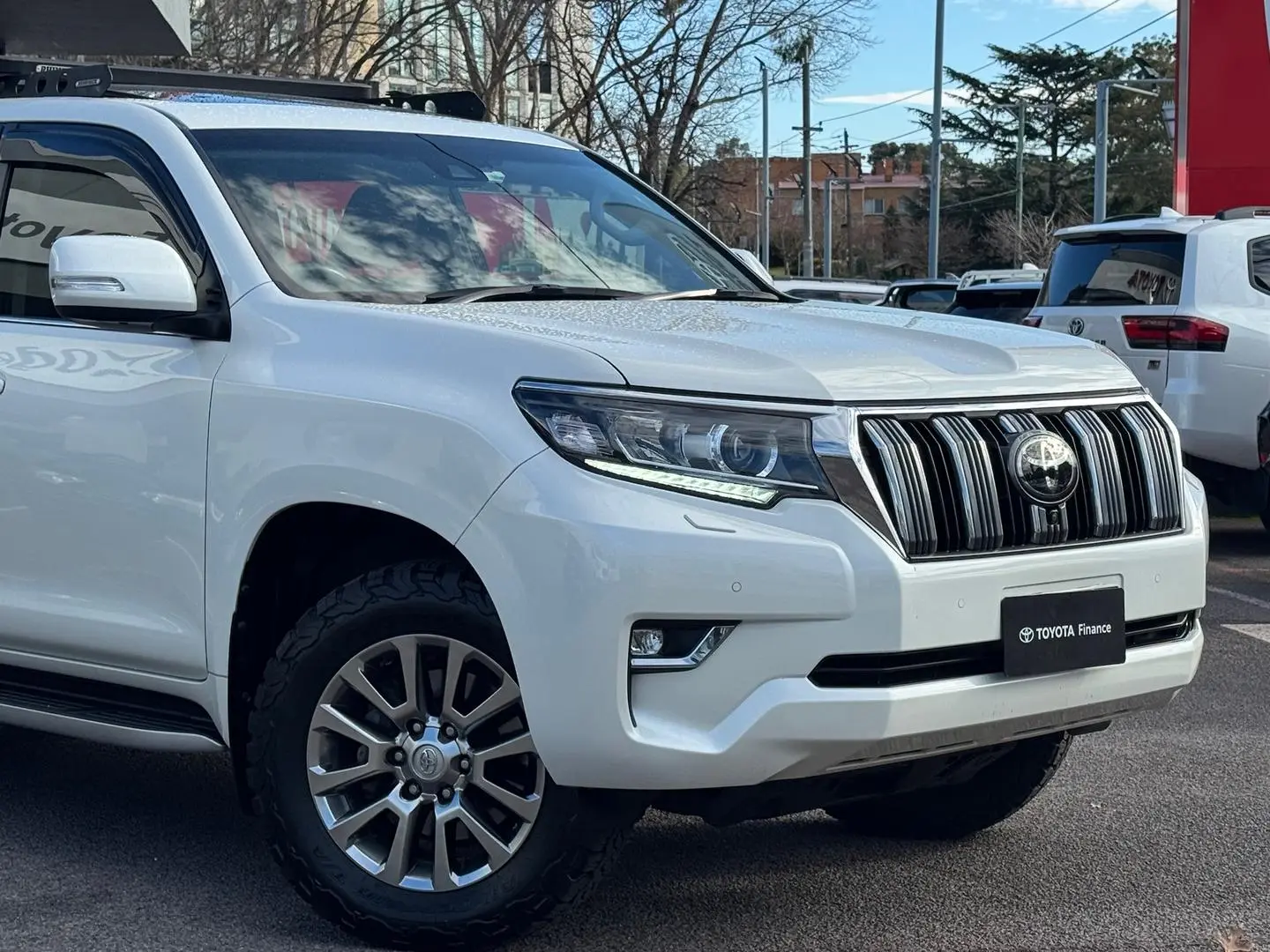 2019 Toyota Landcruiser Prado Gallery Image 2