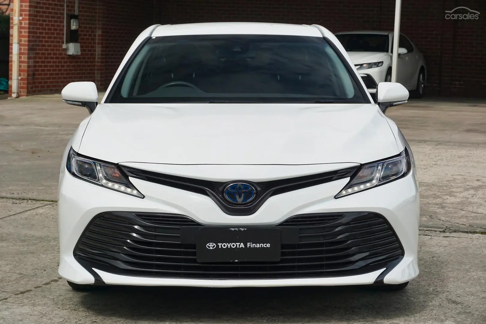 2019 Toyota Camry Image 3