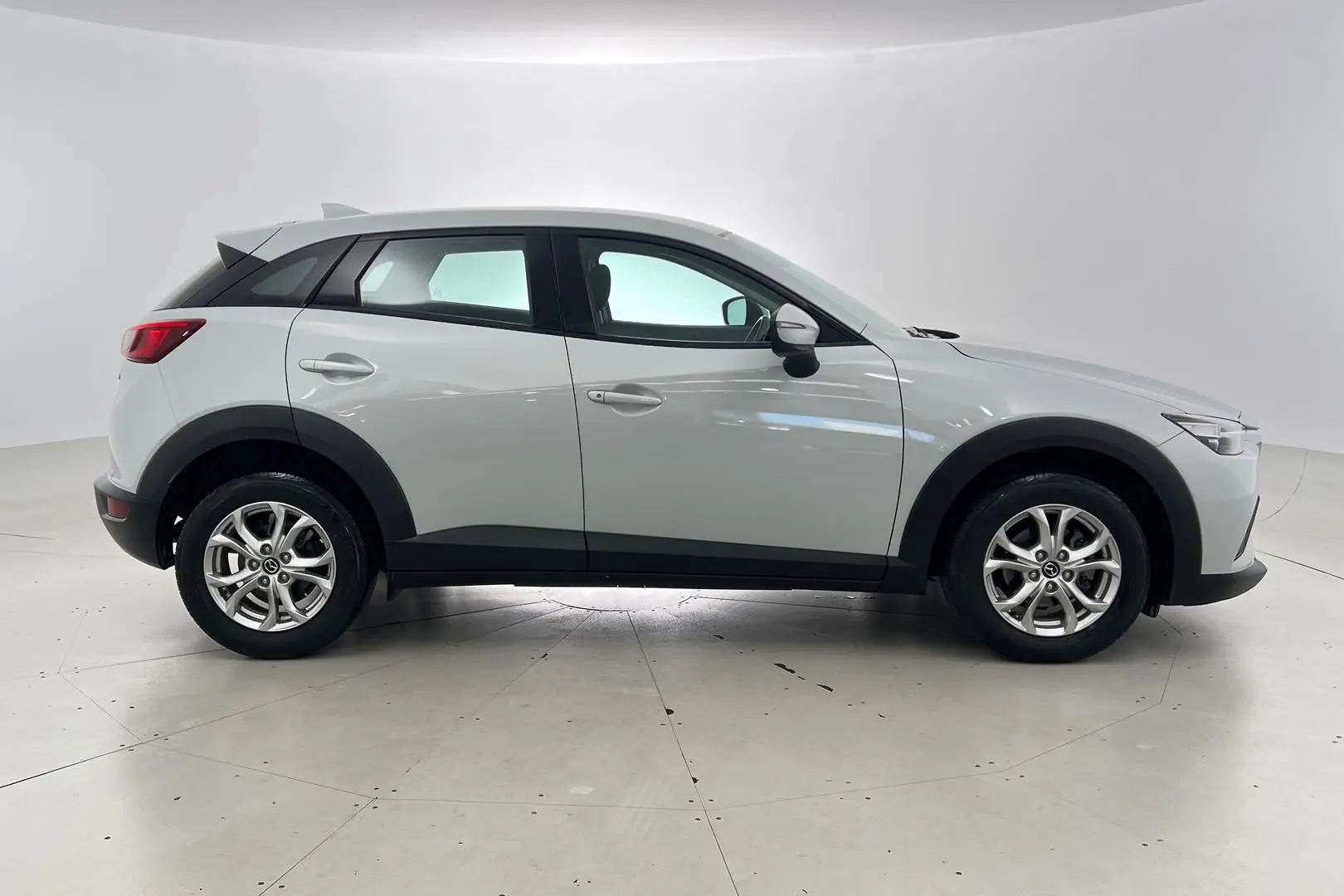 2018 Mazda CX-3 Gallery Image 3