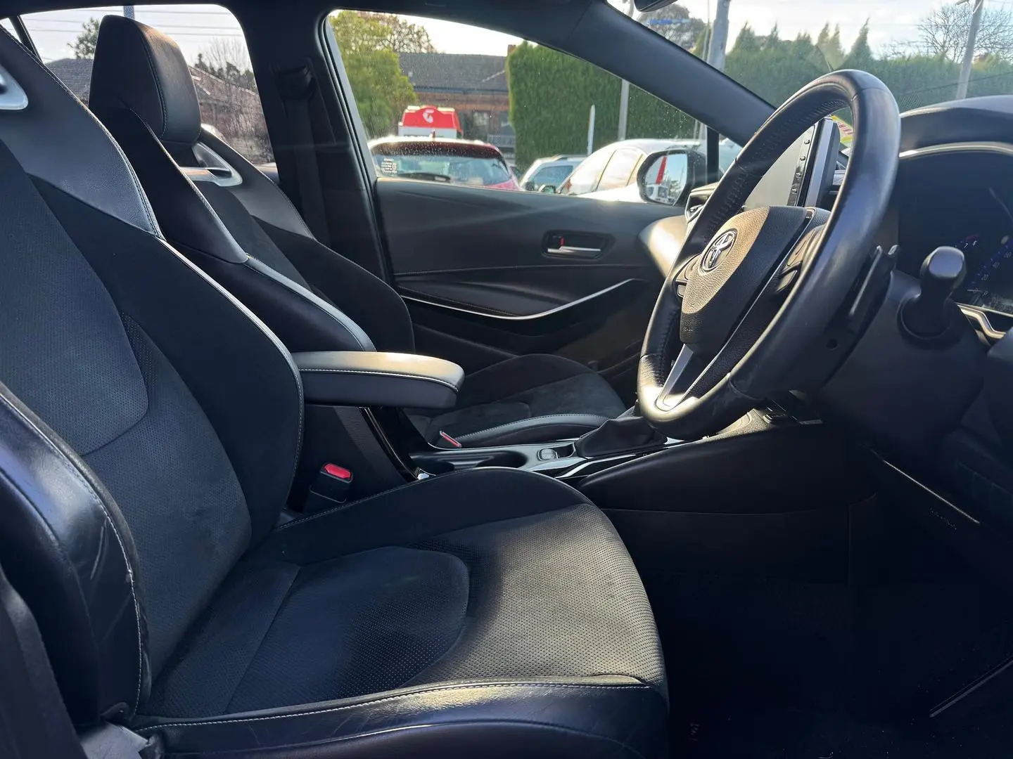 2019 Toyota Corolla Gallery Image 11