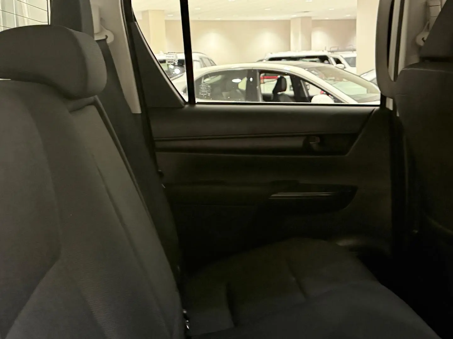 2022 Toyota Hilux Gallery Image 15