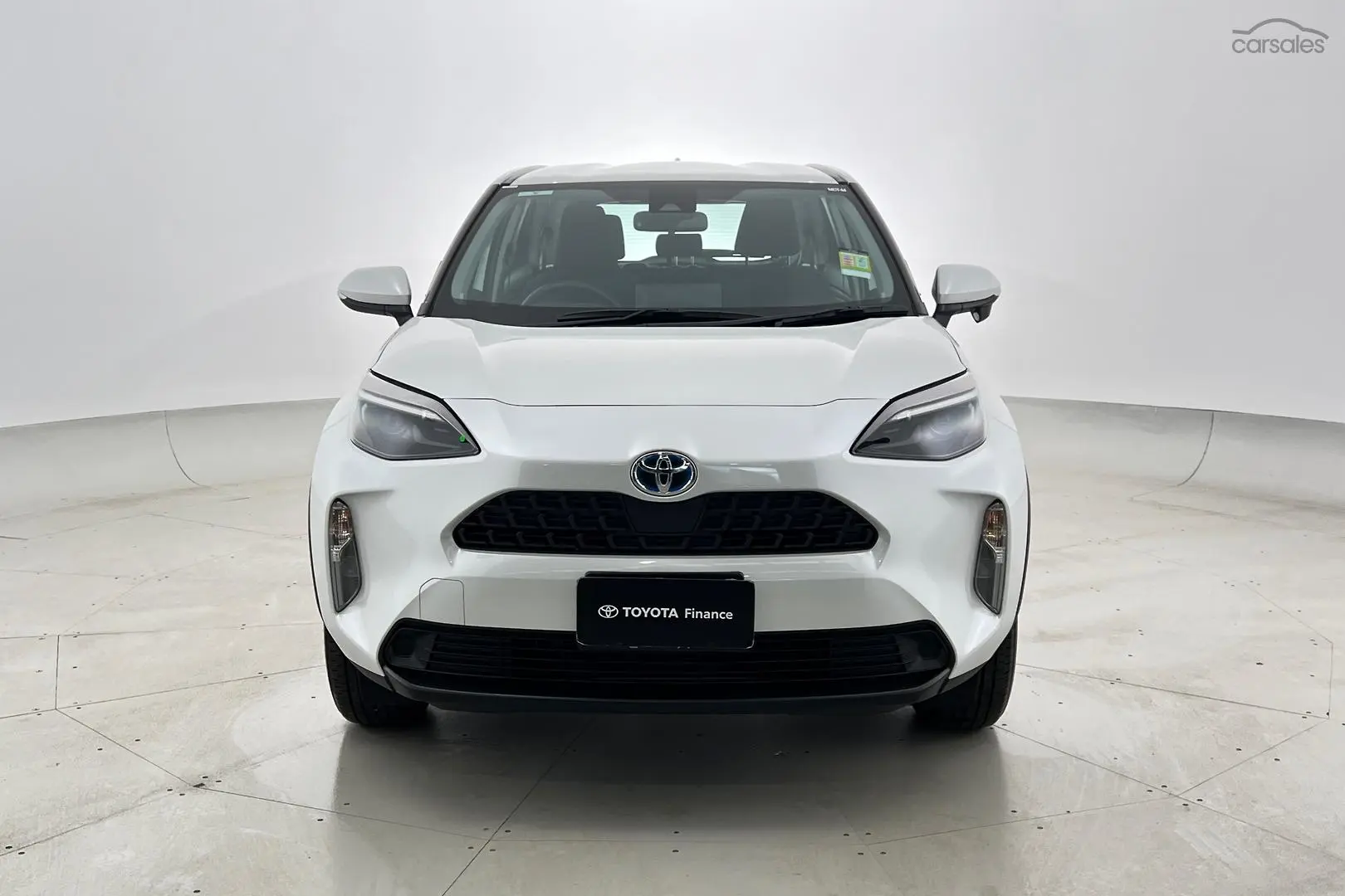 2023 Toyota Yaris Cross Image 3