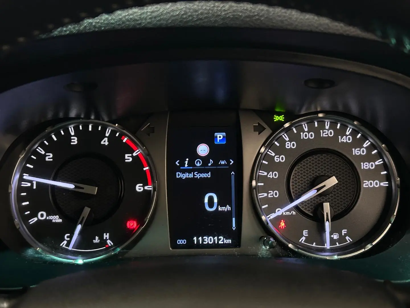 2022 Toyota Hilux Gallery Image 18