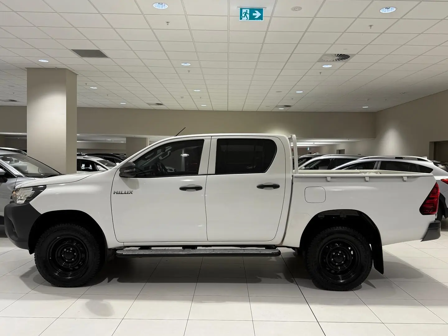 2020 Toyota Hilux Gallery Image 6