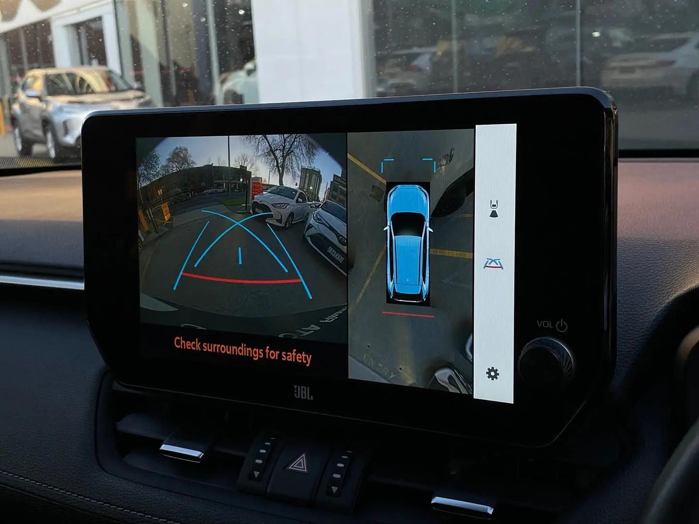 2023 Toyota RAV4 Gallery Image 16