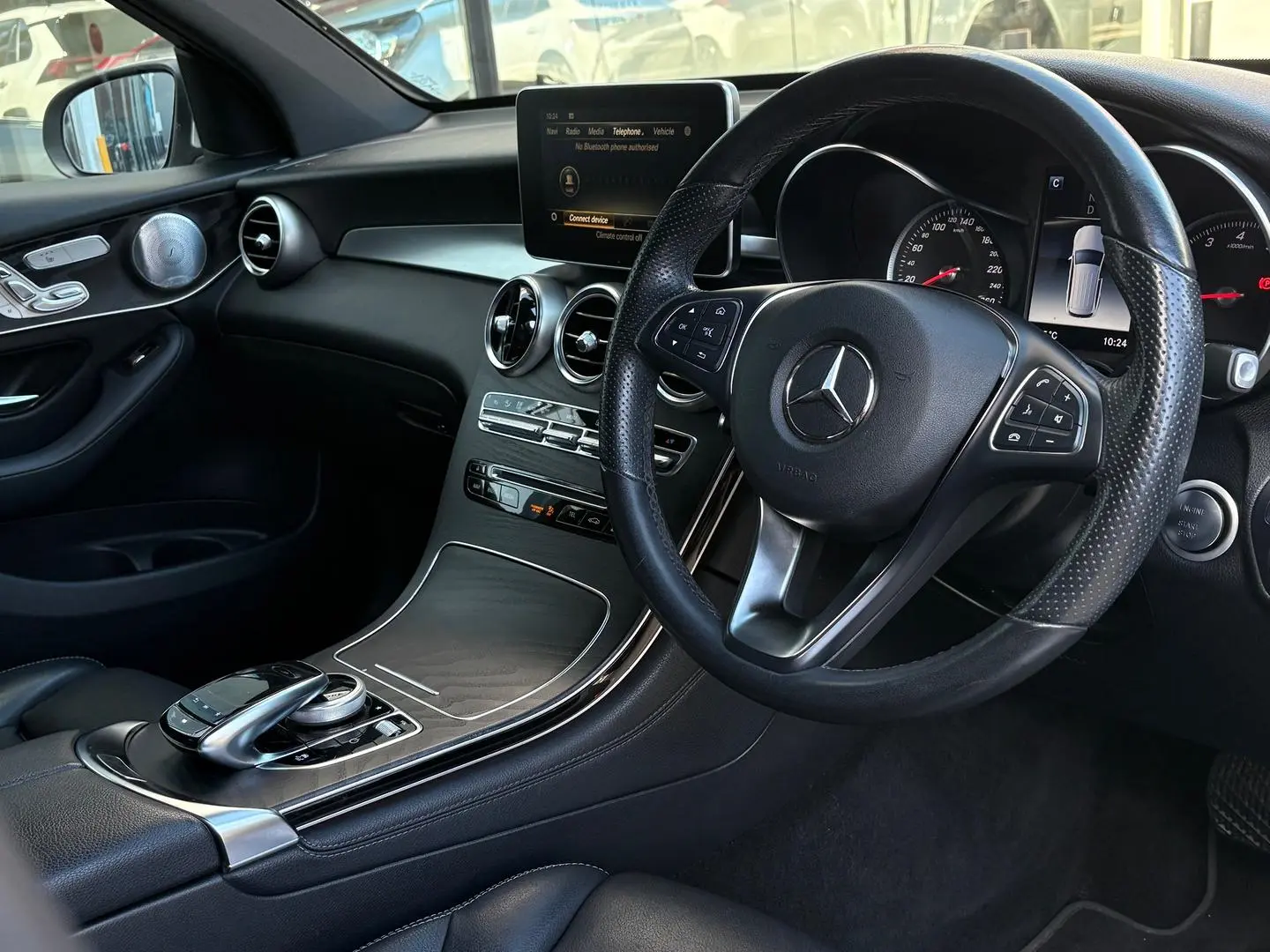2019 Mercedes-Benz GLC-Class Gallery Image 13