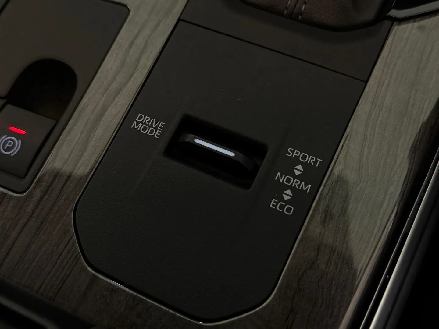 2024 Toyota Kluger Gallery Image 25