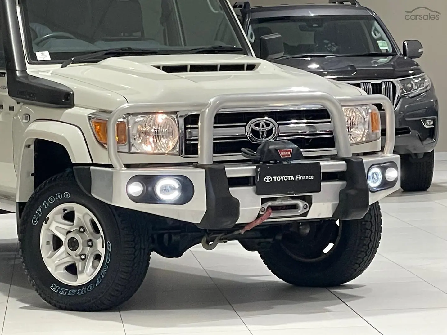 2019 Toyota Landcruiser Image 3