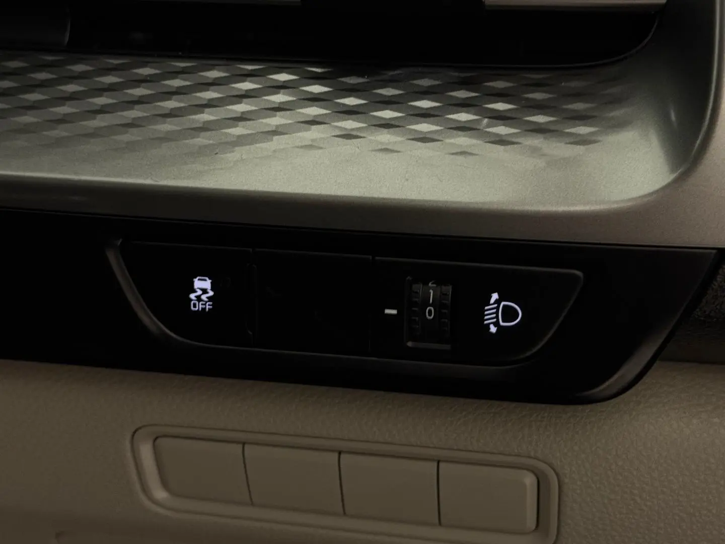 2021 Kia Carnival Gallery Image 26