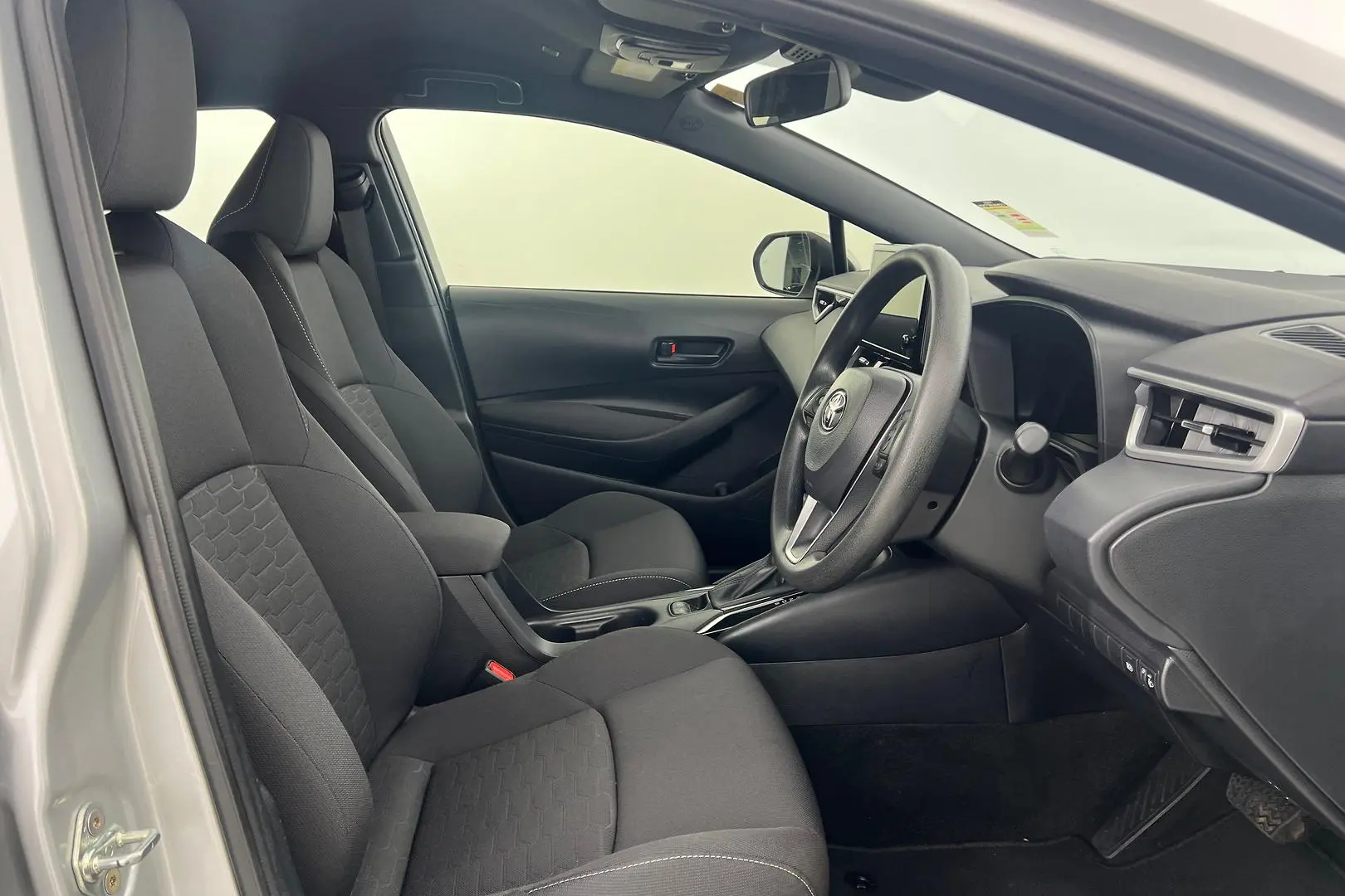 2023 Toyota Corolla Gallery Image 11