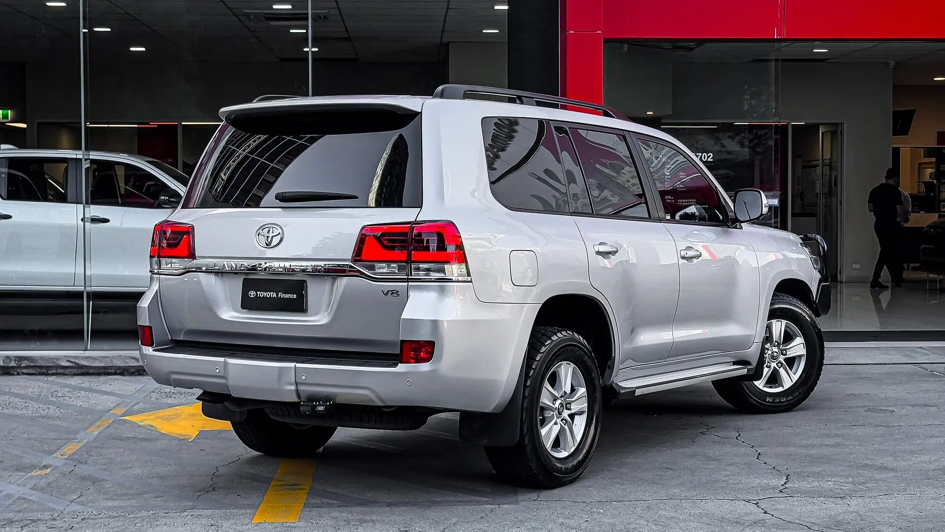 2019 Toyota Landcruiser Gallery Image 6