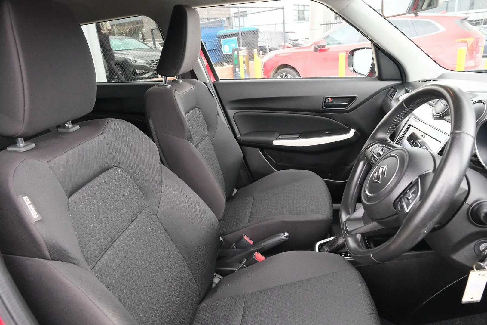 2017 Suzuki Swift Gallery Image 17