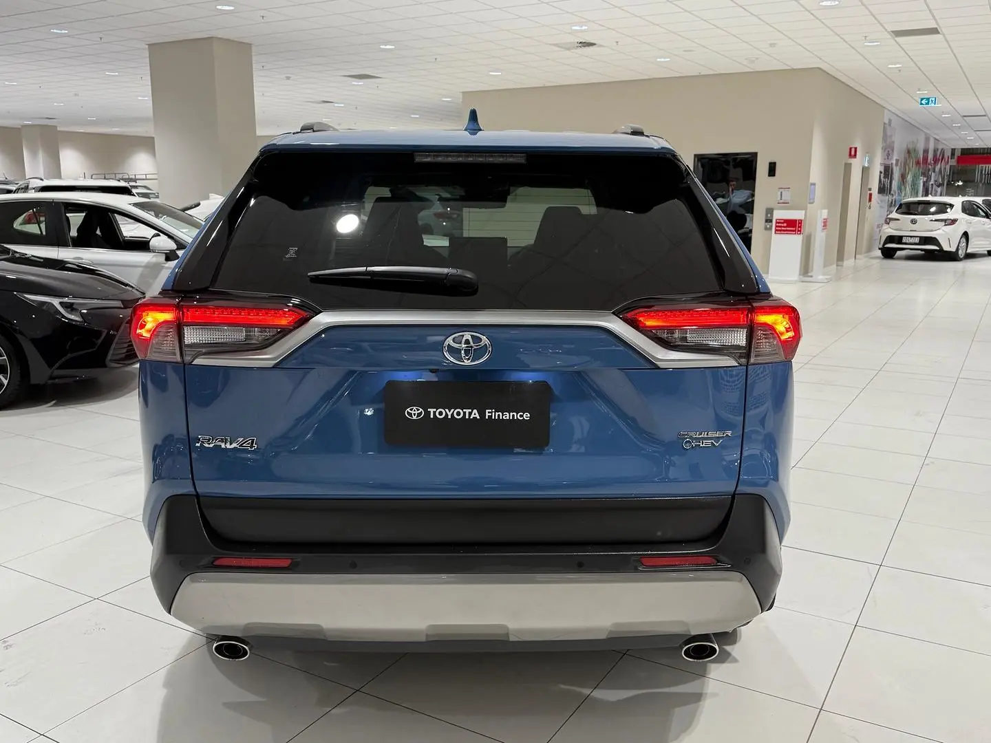 2025 Toyota RAV4 Gallery Image 9