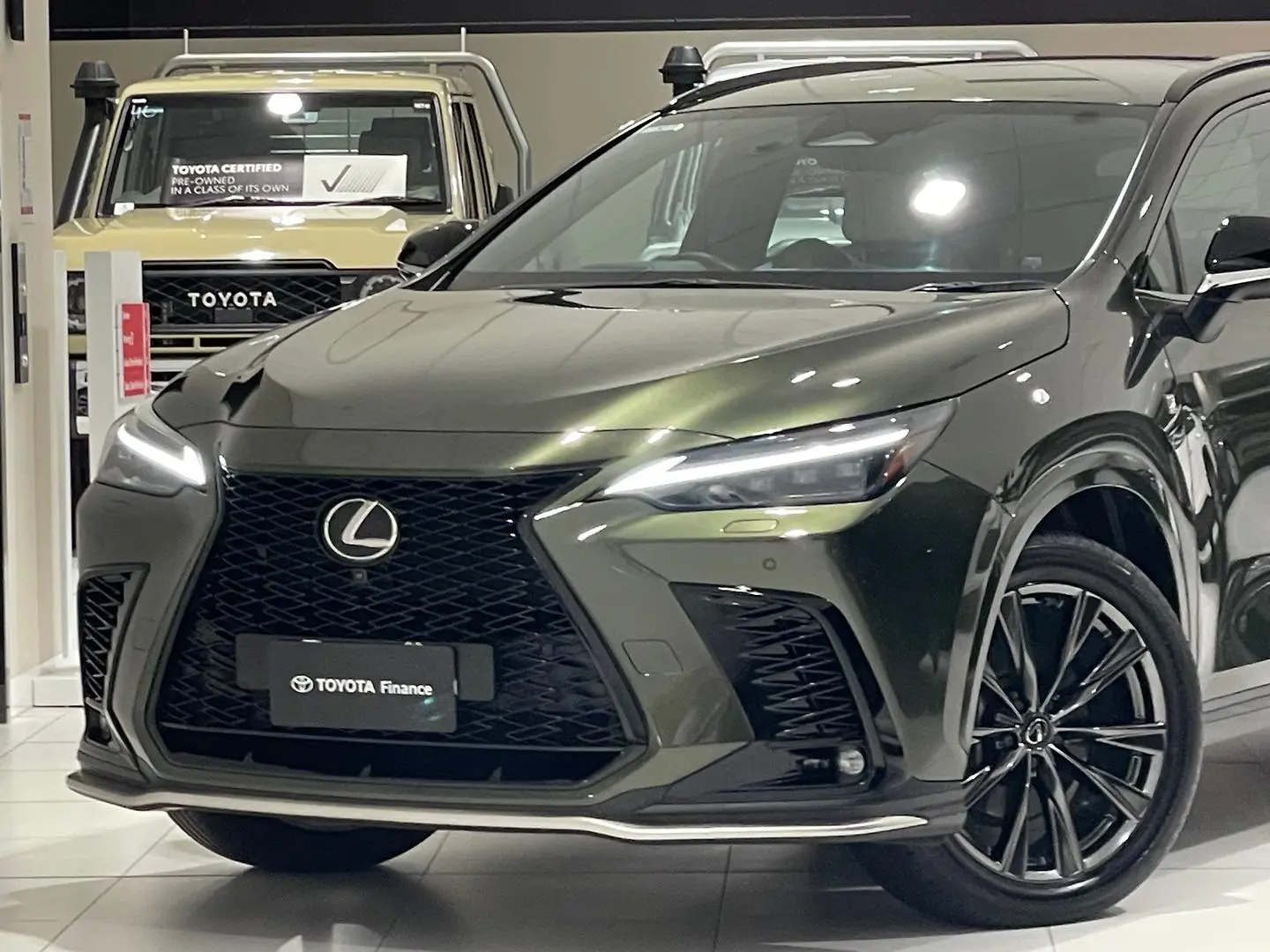 2023 Lexus Nx Gallery Image 6