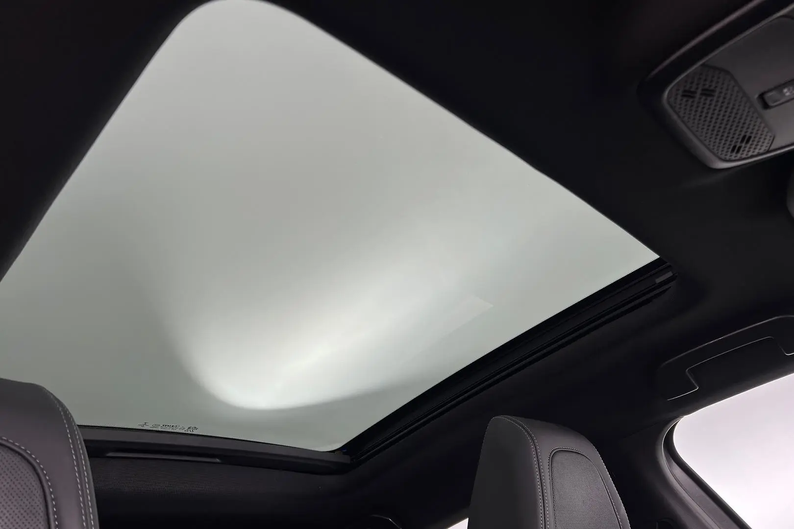 2022 Peugeot 2008 Gallery Image 18